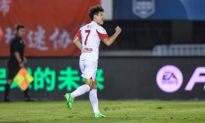 中超-武磊双响31球破单赛季进球纪录 海港4-3险胜亚泰